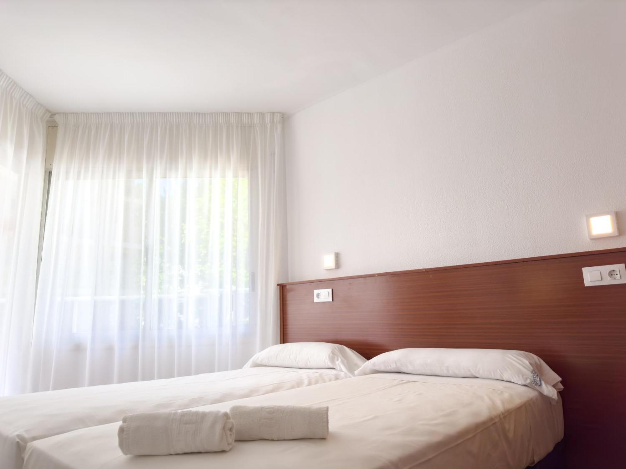 Rentalmar Atlantida Apartamentos Salou Extérieur photo