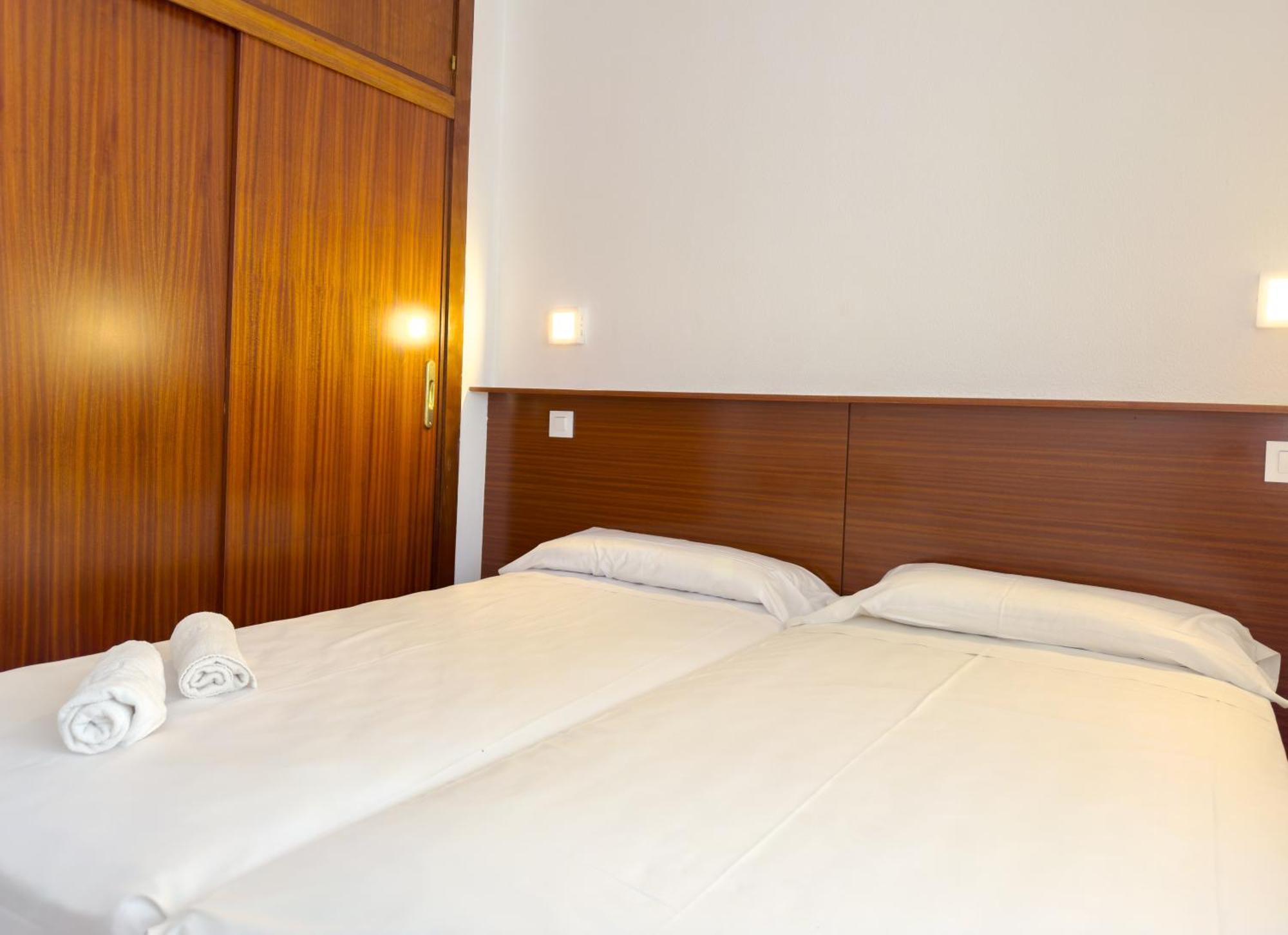 Rentalmar Atlantida Apartamentos Salou Extérieur photo